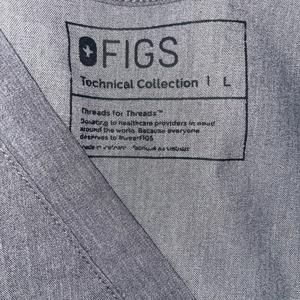 Figs Catarina Scrubs Top - Picture 6 of 8